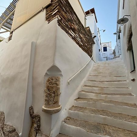 Serenity Living Platia, Tinos Екстериор снимка