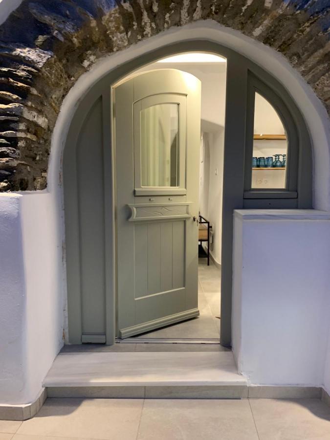 Serenity Living Platia, Tinos Екстериор снимка