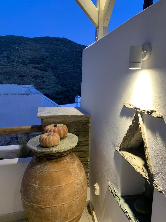 Serenity Living Platia, Tinos Екстериор снимка