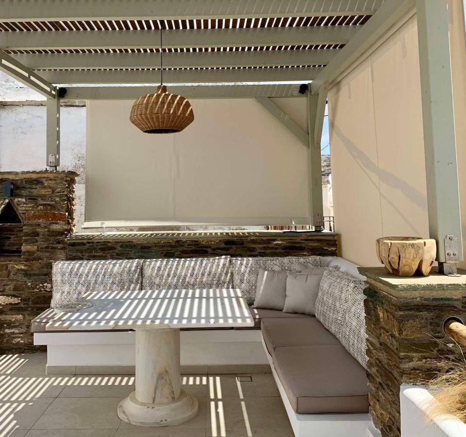 Serenity Living Platia, Tinos Екстериор снимка