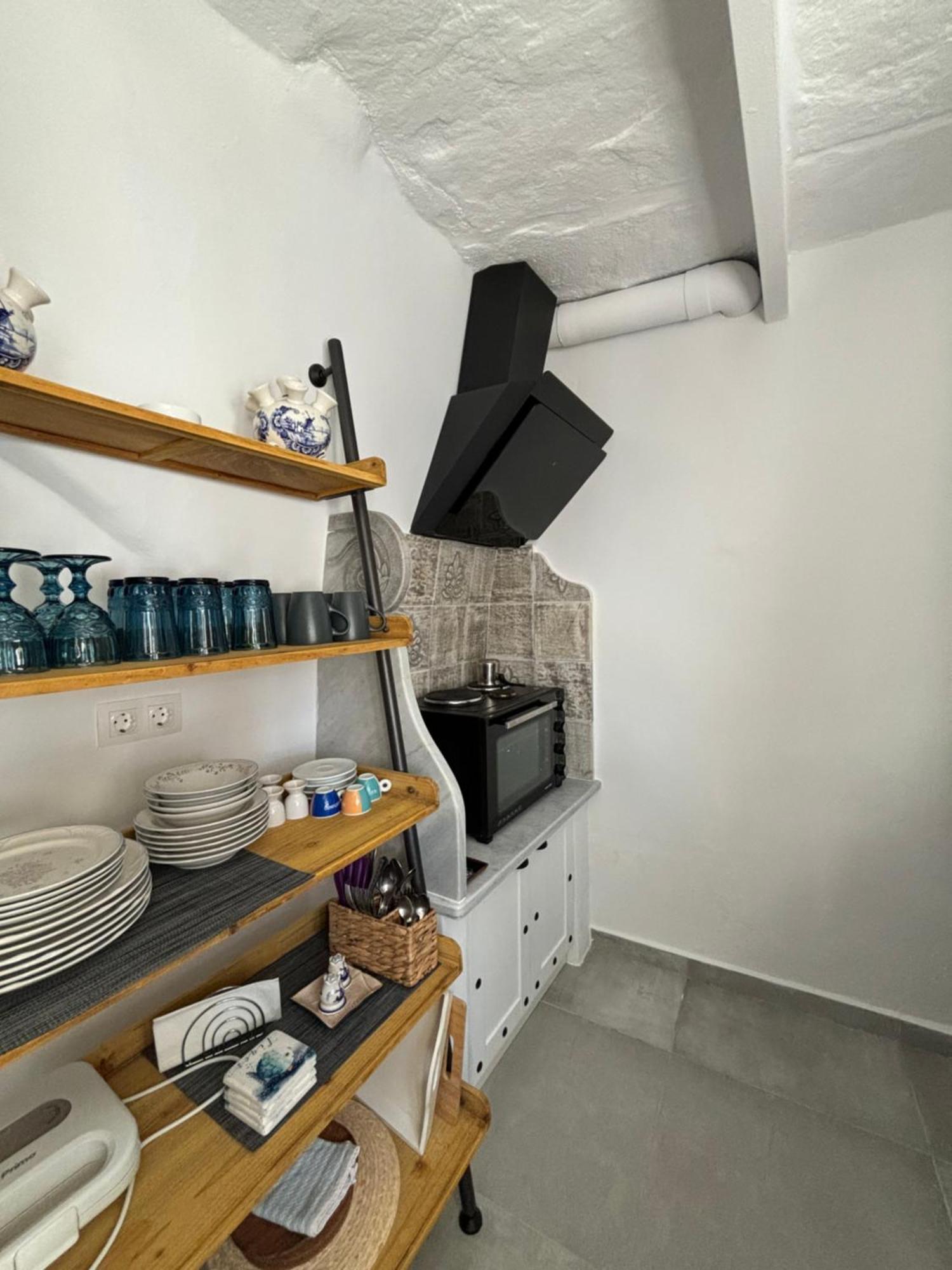 Serenity Living Platia, Tinos Екстериор снимка