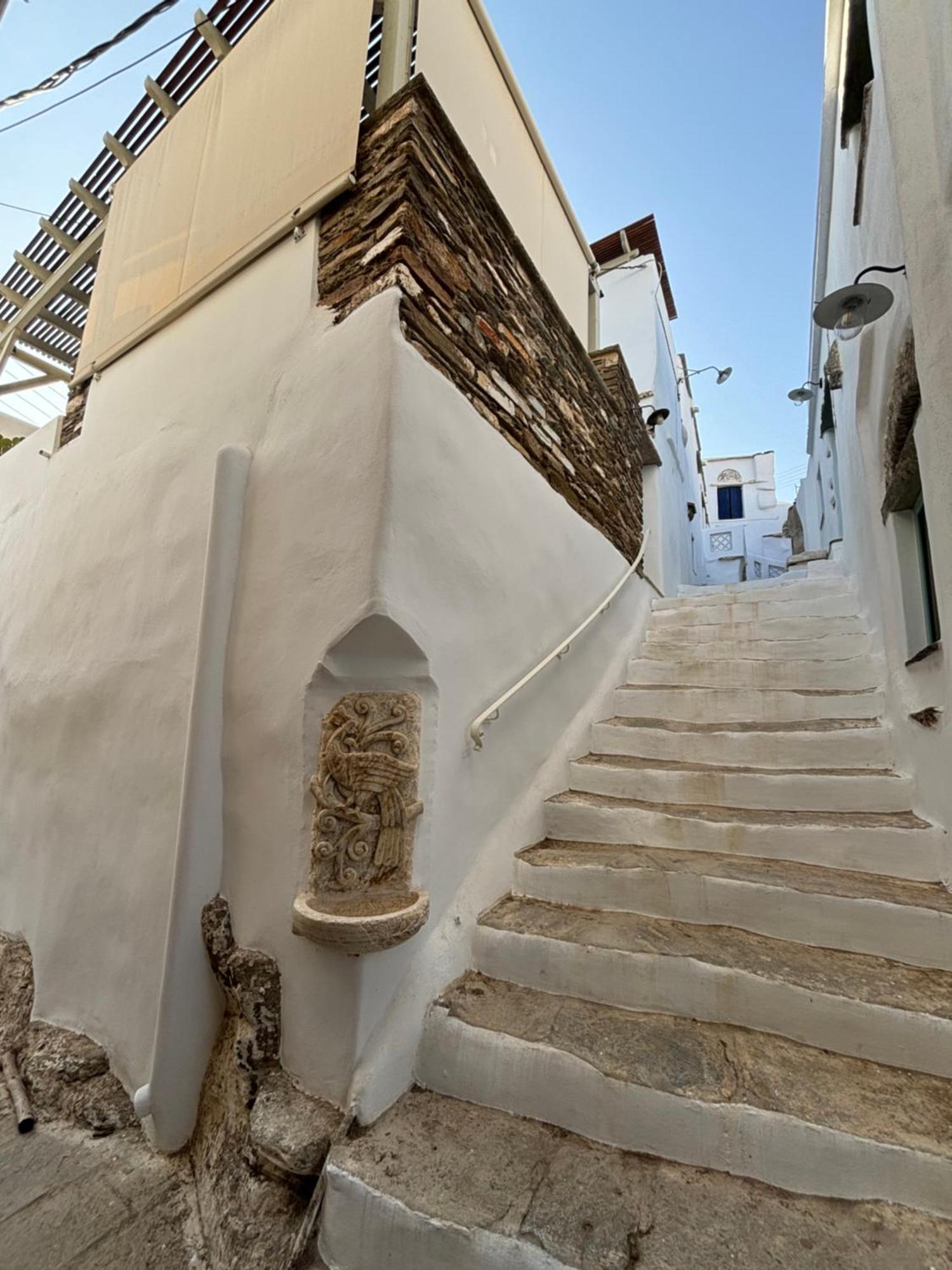 Serenity Living Platia, Tinos Екстериор снимка