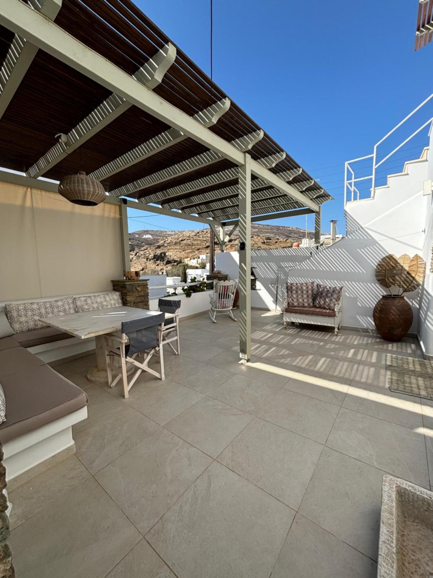 Serenity Living Platia, Tinos Екстериор снимка