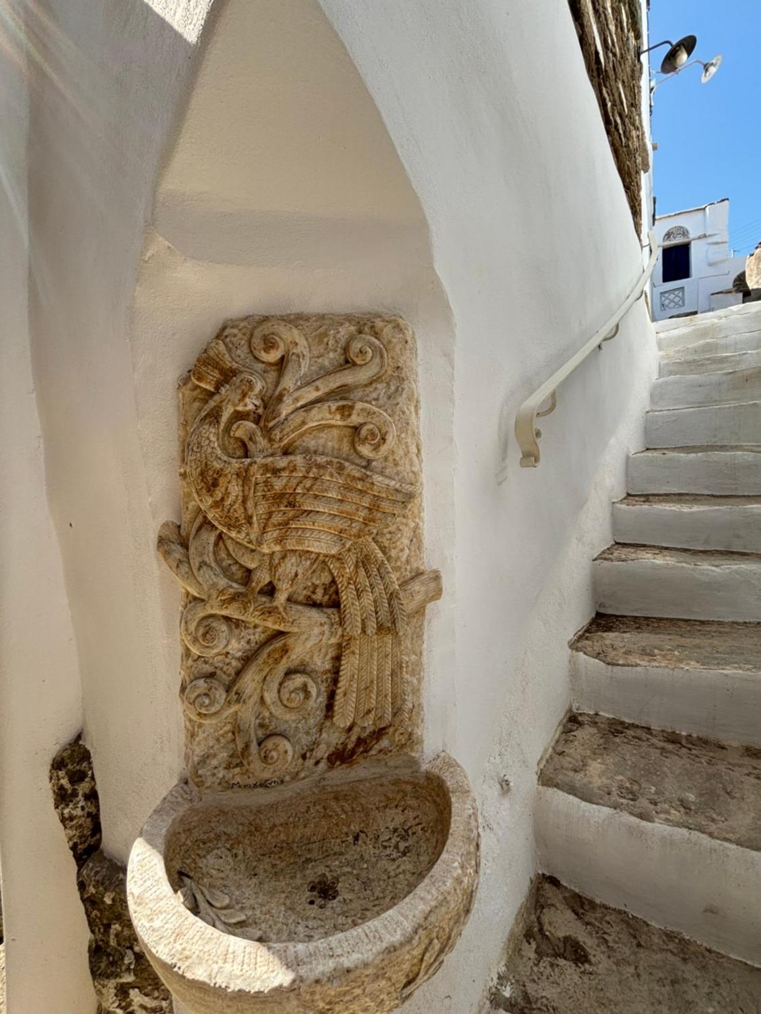 Serenity Living Platia, Tinos Екстериор снимка